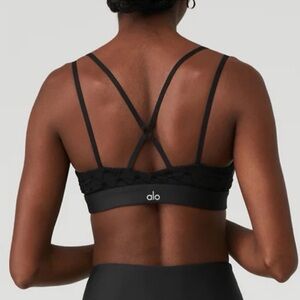 Alo Yoga Airlift Mesh Set